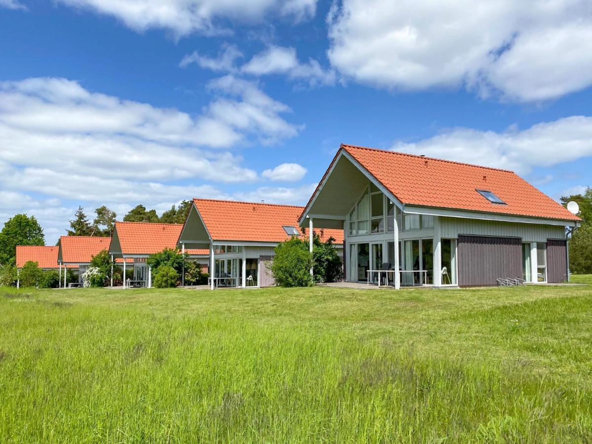 Ferienhaus Wiesengefluester W10 - Mit Sauna, Kamin Und Garten Robel Exterior photo